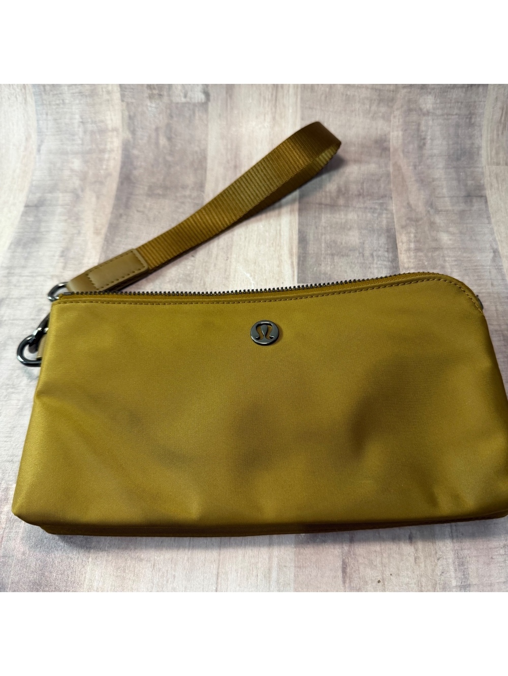 Lululemon Curved Wristlet Wallet Bag Double Zipper Clutch Purse Bronze Brown